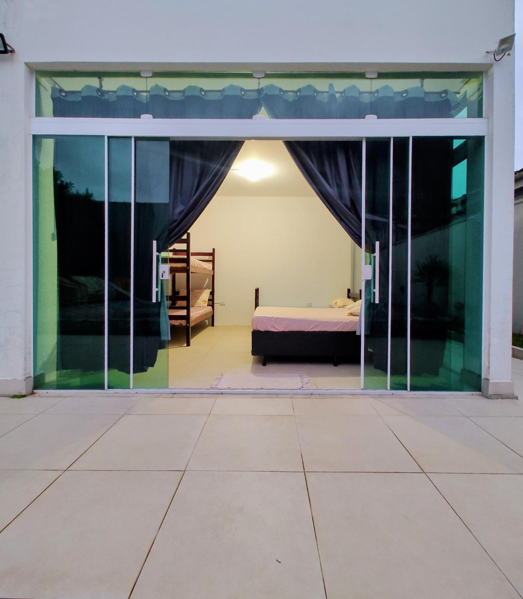Hostel Familia Castor Itanhaem Exterior photo